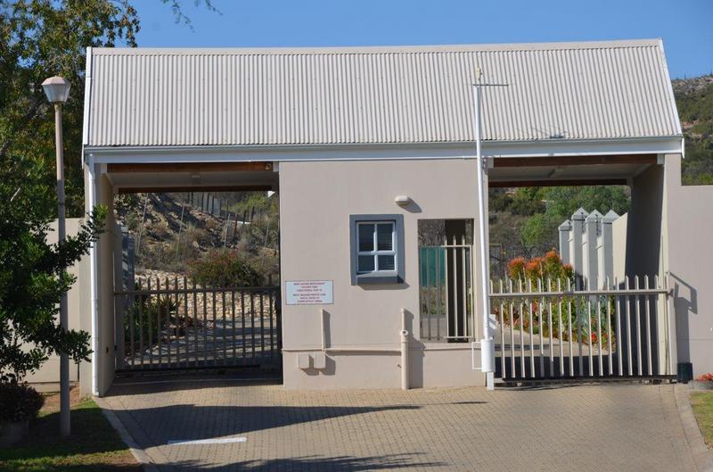 2 Bedroom Property for Sale in Oudtshoorn Western Cape